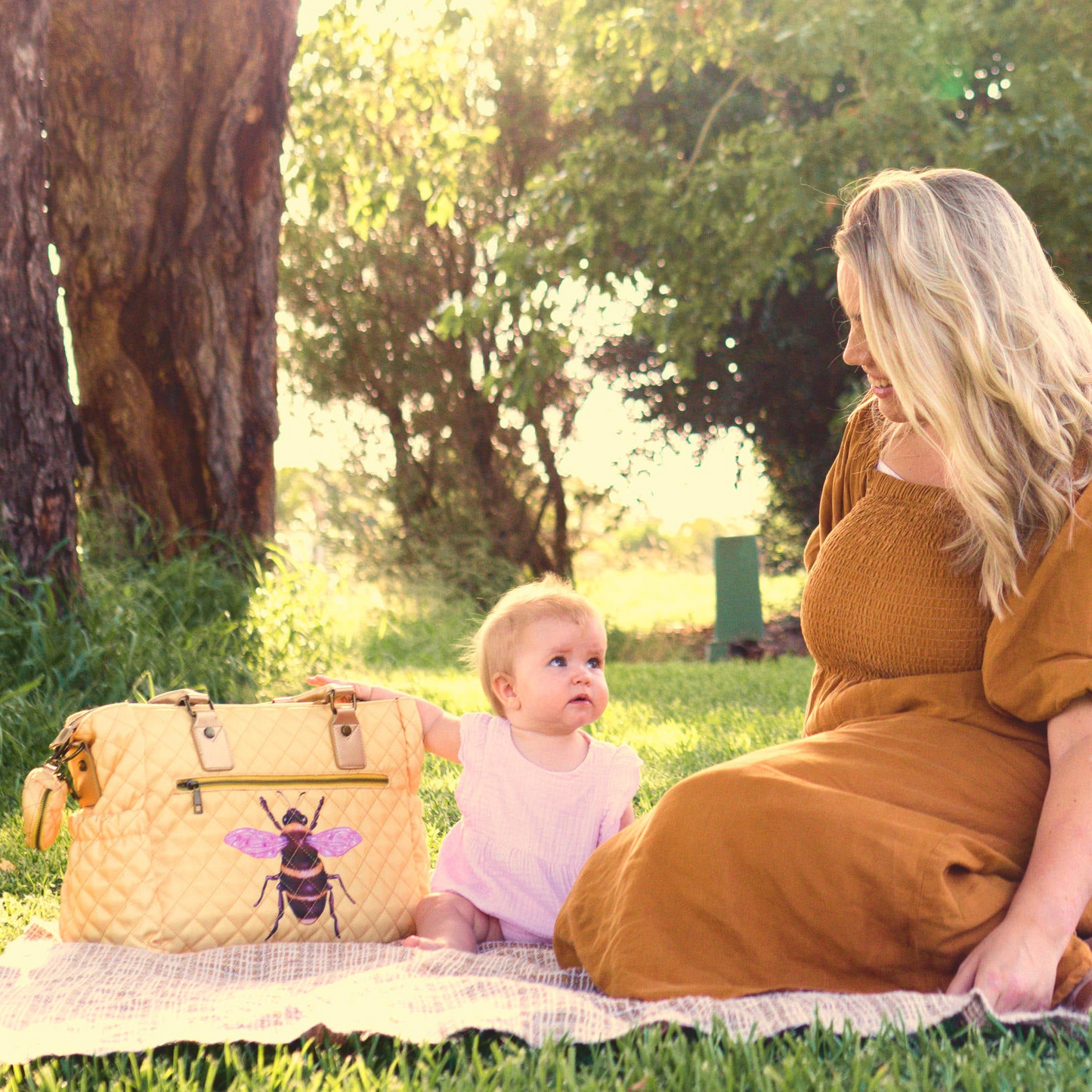 Bzz Bee 绗缝婴儿尿布包